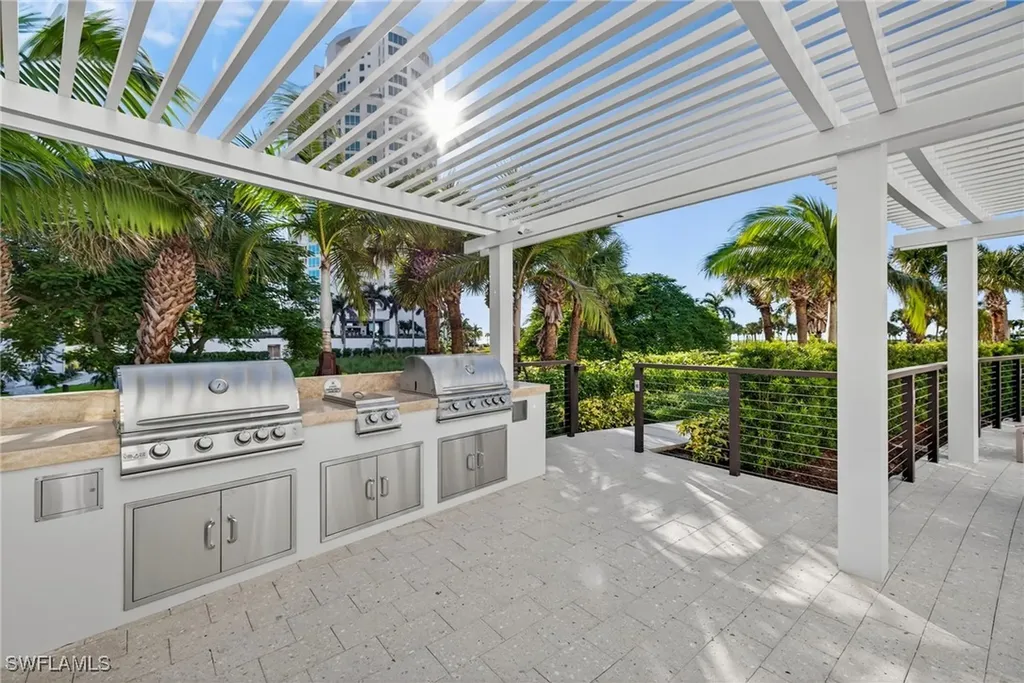 4201 Gulf Shore Boulevard N Naples FL 34103