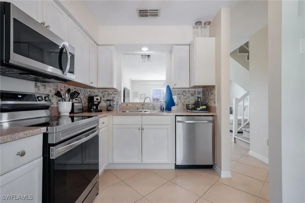 25480 Cockleshell Drive Bonita Springs FL 34135