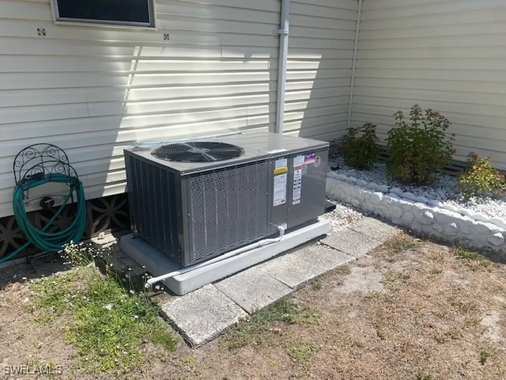 2727 Indianwood Drive North Fort Myers FL 33917