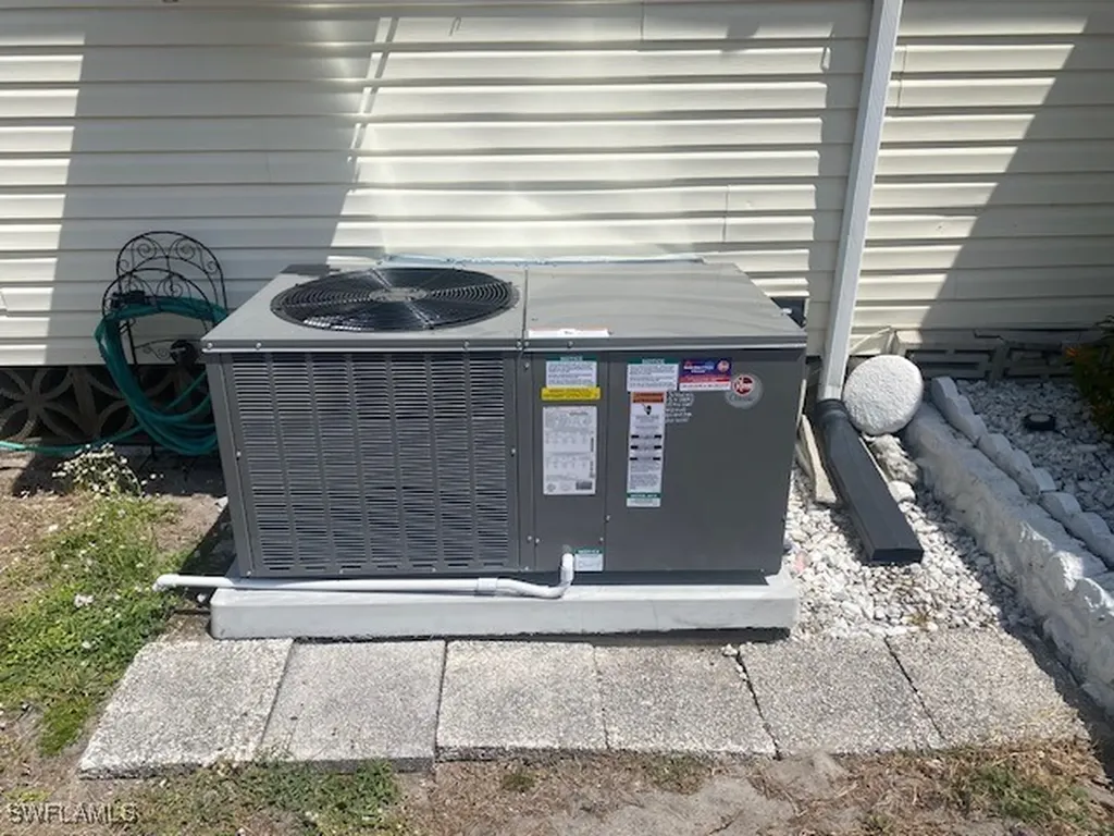 2727 Indianwood Drive North Fort Myers FL 33917