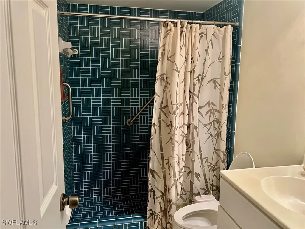 3195 Boca Ciega Drive Naples FL 34112