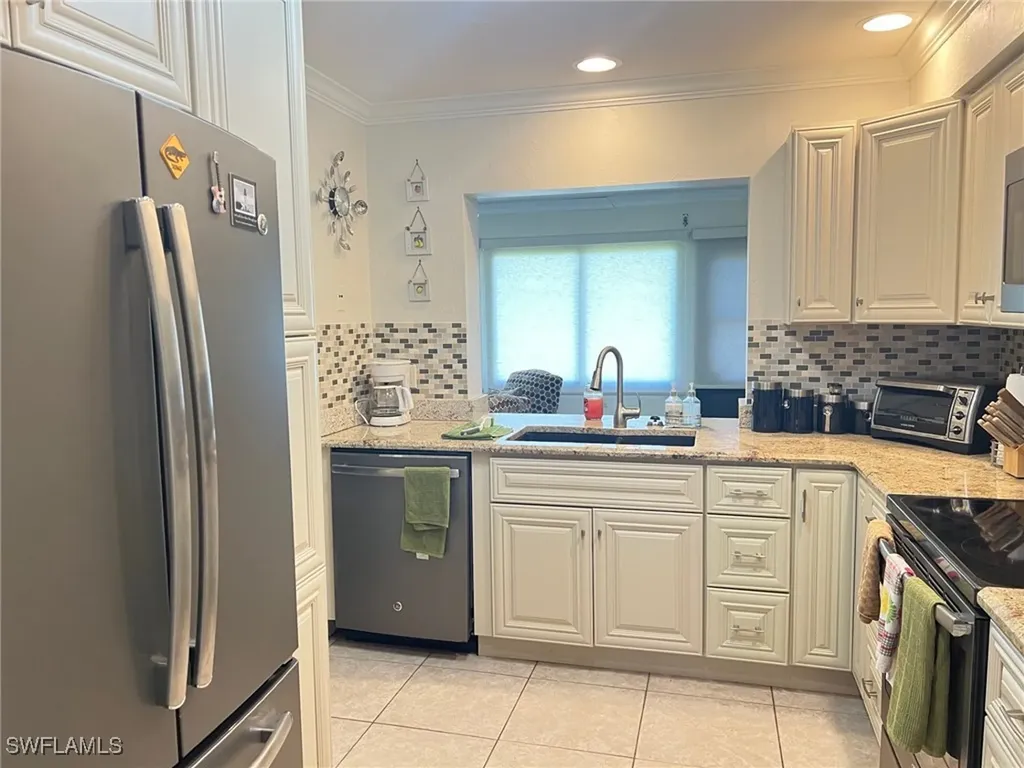 3195 Boca Ciega Drive Naples FL 34112