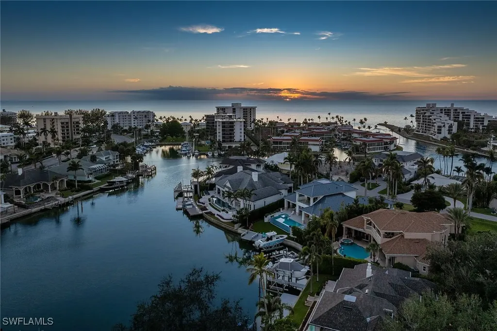 320 Bow Line Drive Naples FL 34103