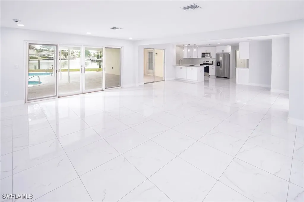 320 Bow Line Drive Naples FL 34103