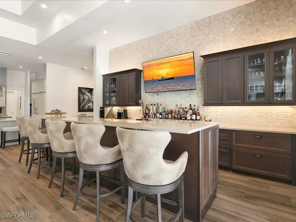 656 Hickory Road Naples FL 34108