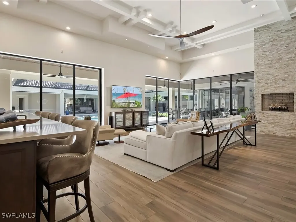 656 Hickory Road Naples FL 34108