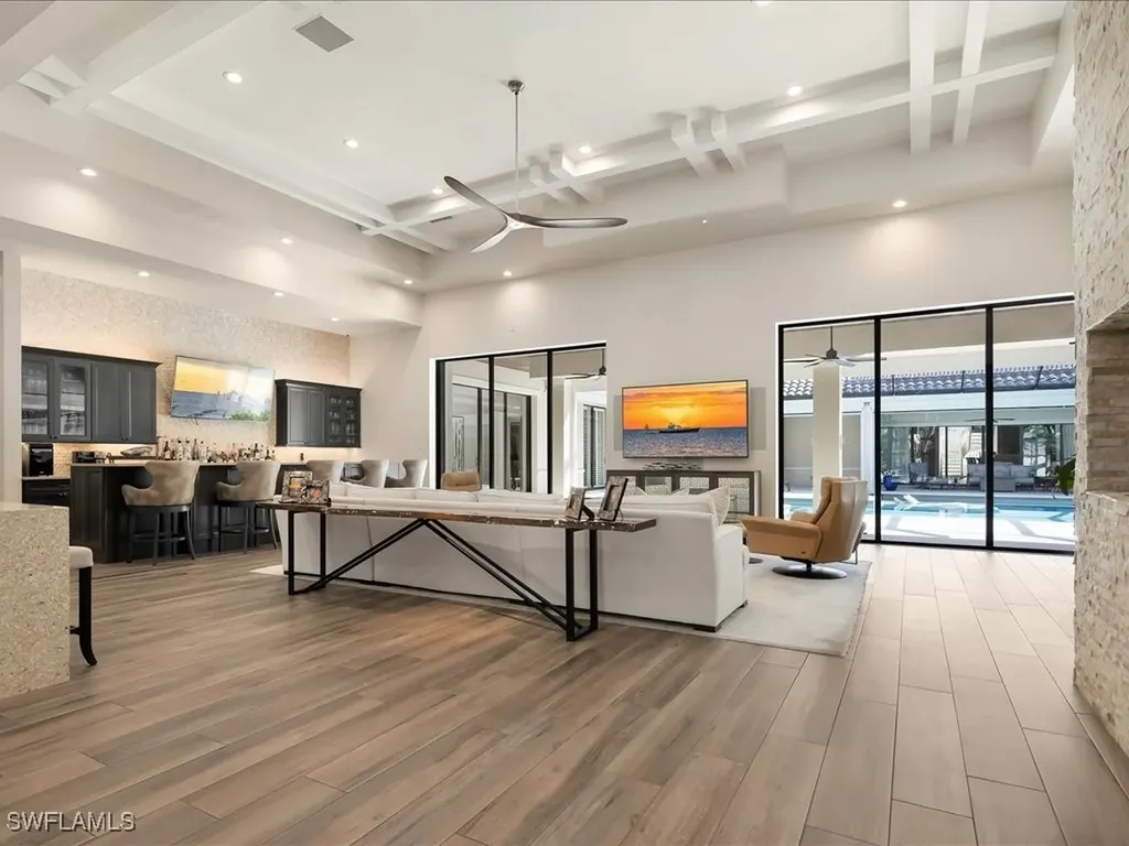 656 Hickory Road Naples FL 34108