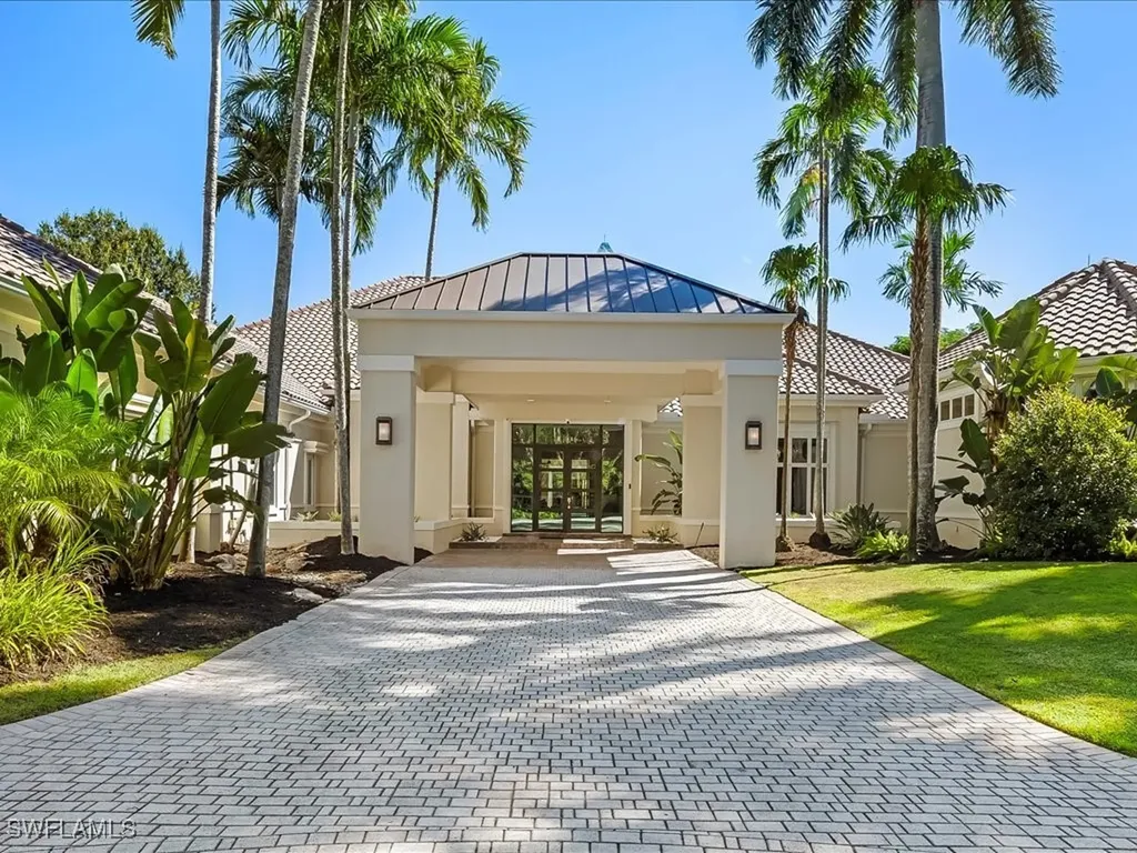 656 Hickory Road Naples FL 34108