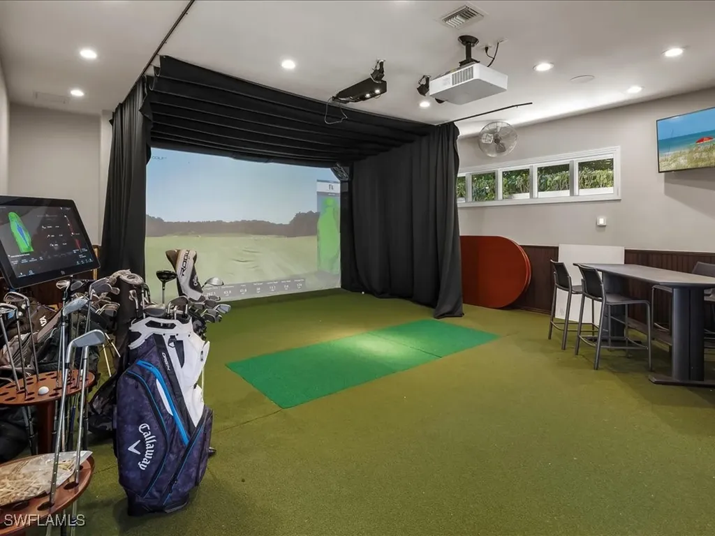 656 Hickory Road Naples FL 34108