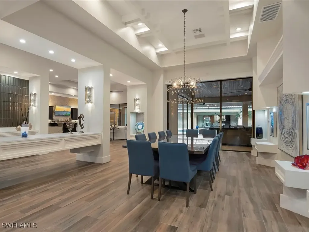 656 Hickory Road Naples FL 34108