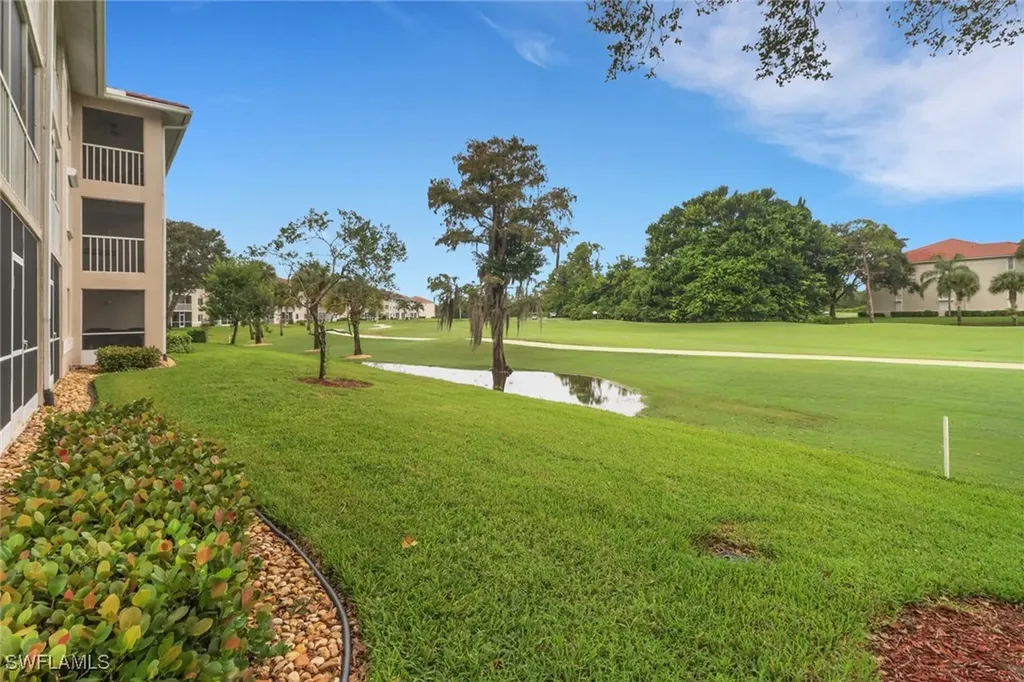 6985 Dennis Circle Naples FL 34104