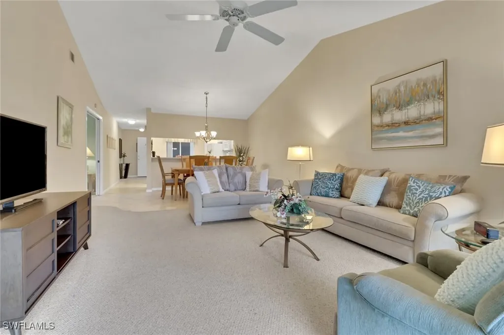 6985 Dennis Circle Naples FL 34104