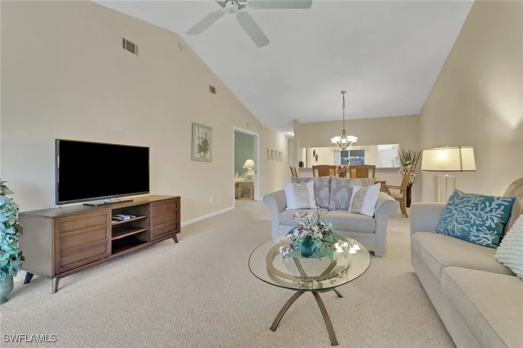 6985 Dennis Circle Naples FL 34104