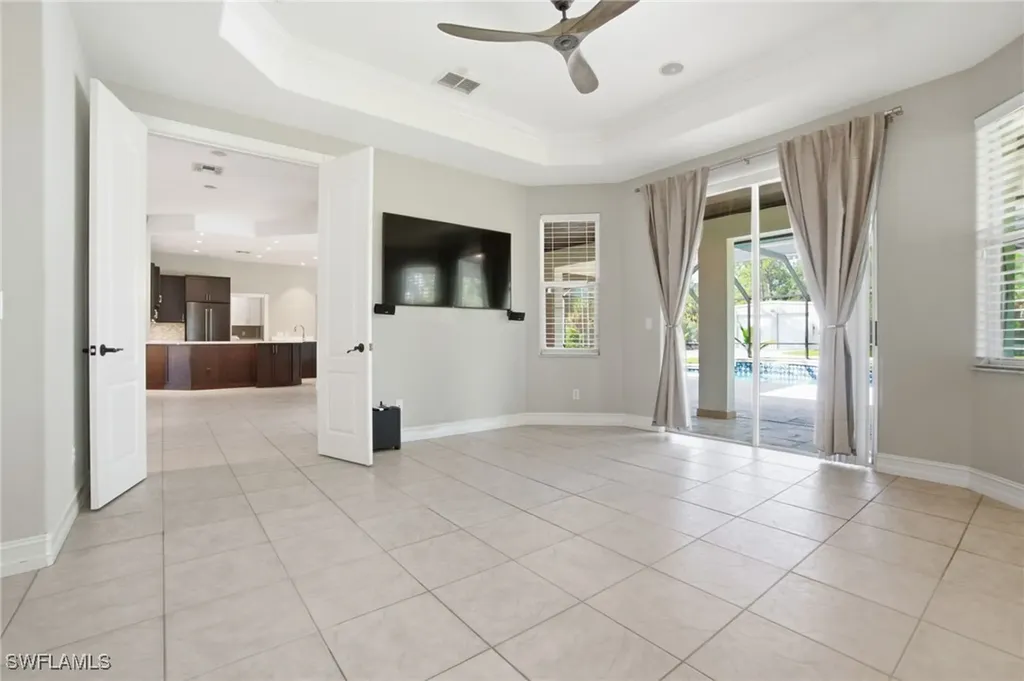 12885 Collier Boulevard Naples FL 34116
