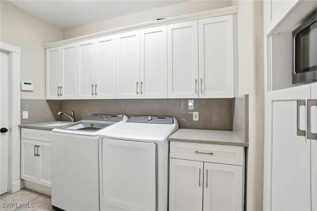 12885 Collier Boulevard Naples FL 34116