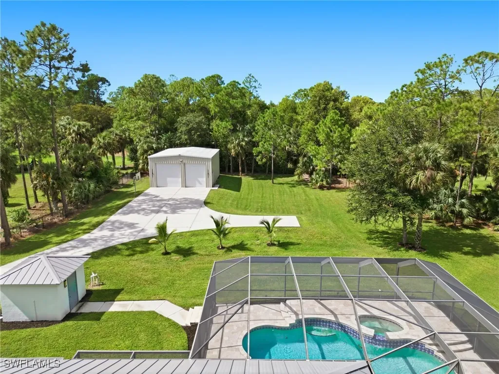 12885 Collier Boulevard Naples FL 34116