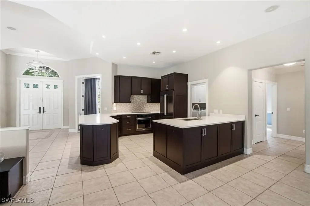 12885 Collier Boulevard Naples FL 34116