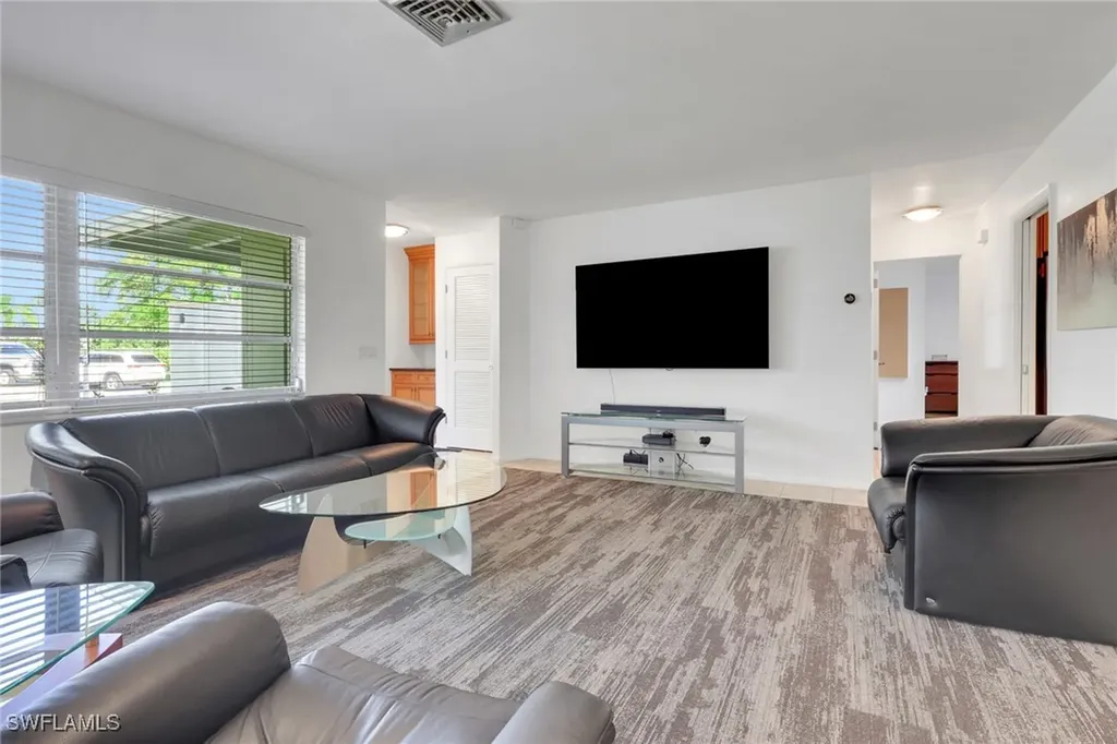 702 E Valley Drive Bonita Springs FL 34134