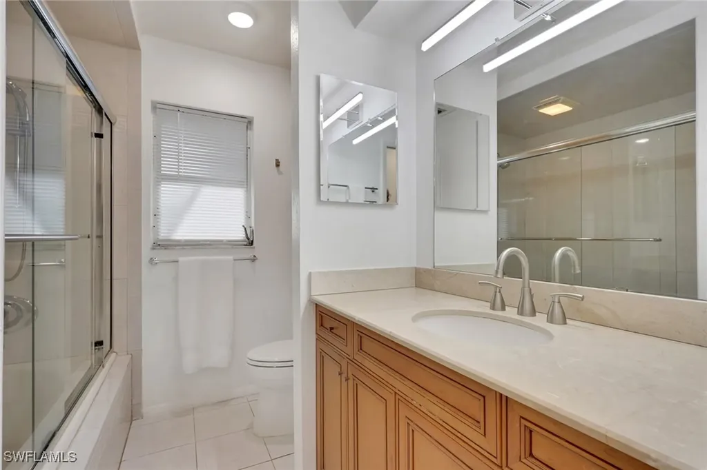 702 E Valley Drive Bonita Springs FL 34134