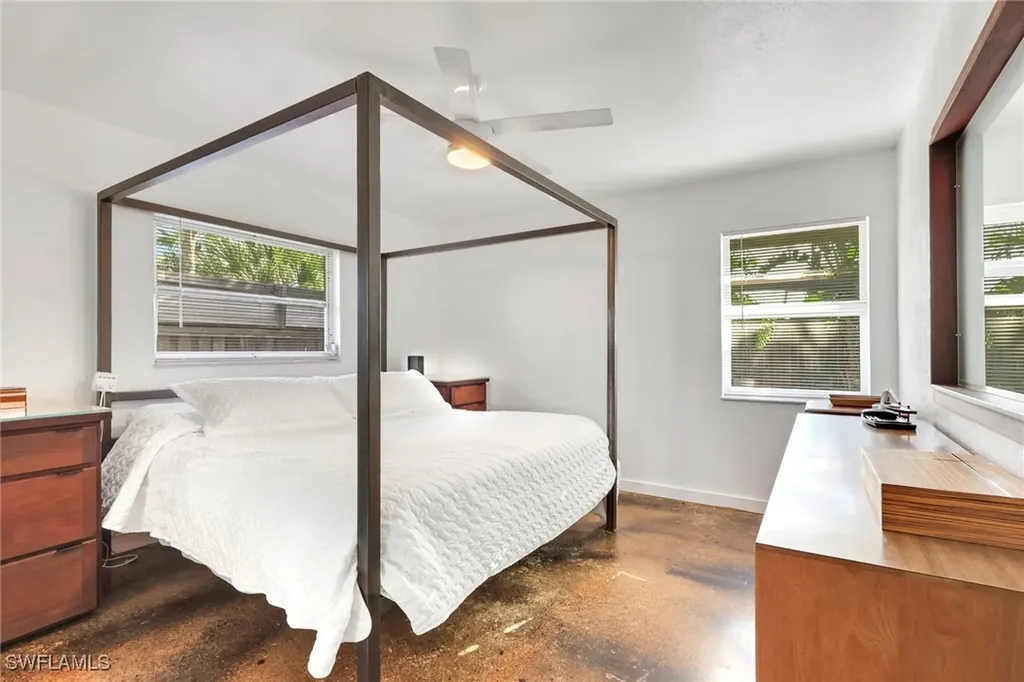 702 E Valley Drive Bonita Springs FL 34134