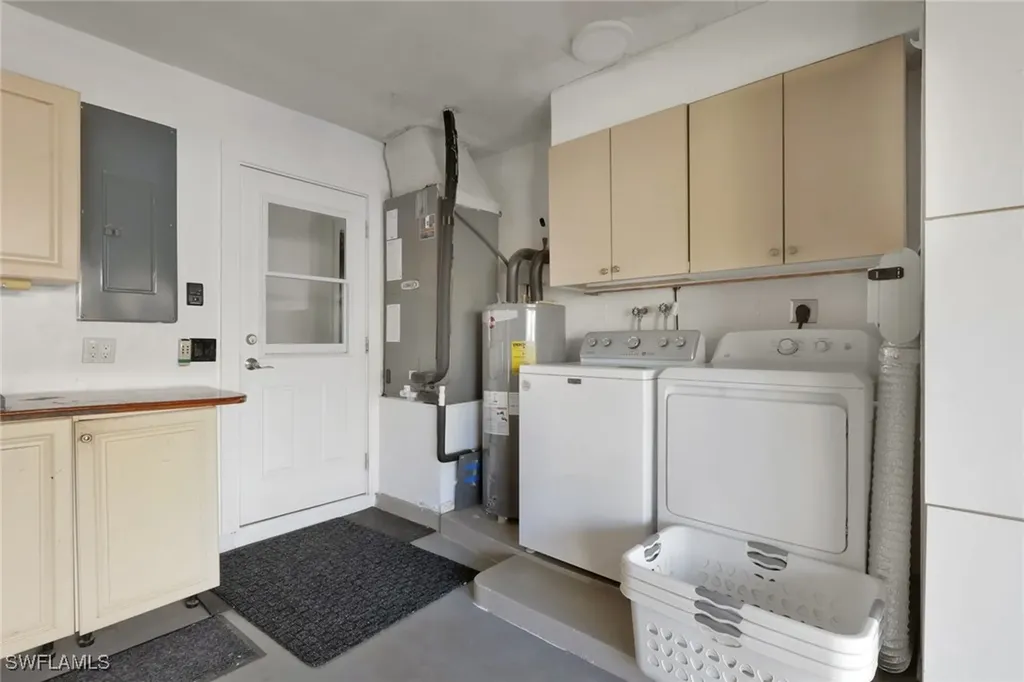 702 E Valley Drive Bonita Springs FL 34134