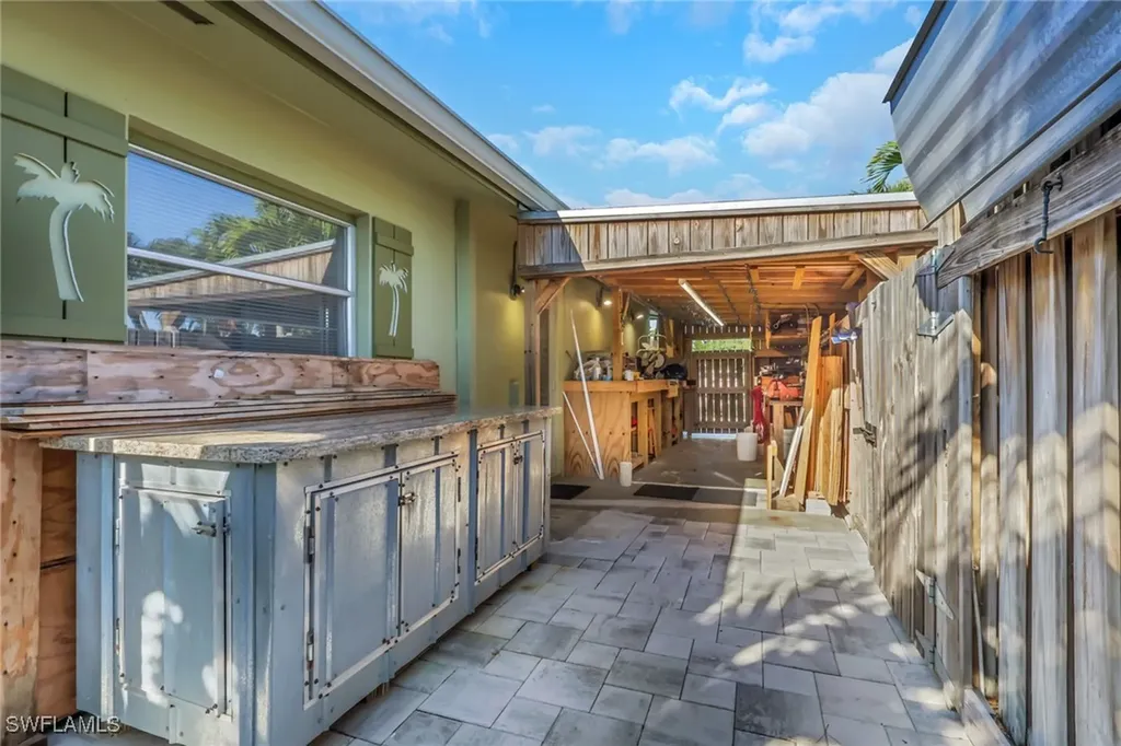 702 E Valley Drive Bonita Springs FL 34134