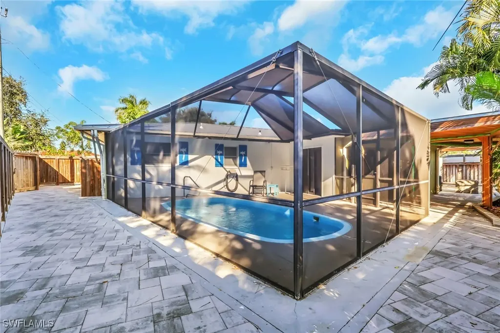 702 E Valley Drive Bonita Springs FL 34134