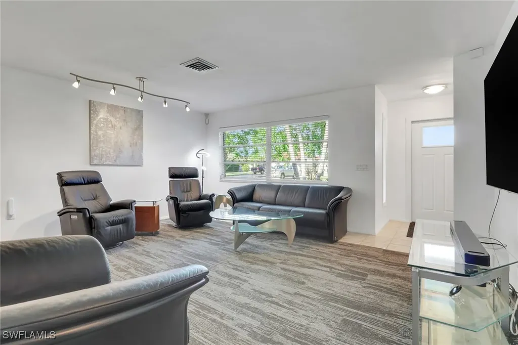 702 E Valley Drive Bonita Springs FL 34134