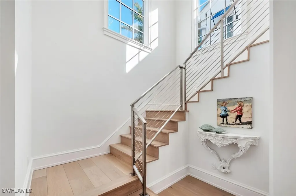 982 9th Avenue S Naples FL 34102