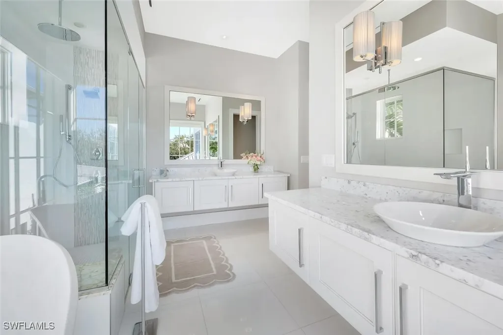 982 9th Avenue S Naples FL 34102