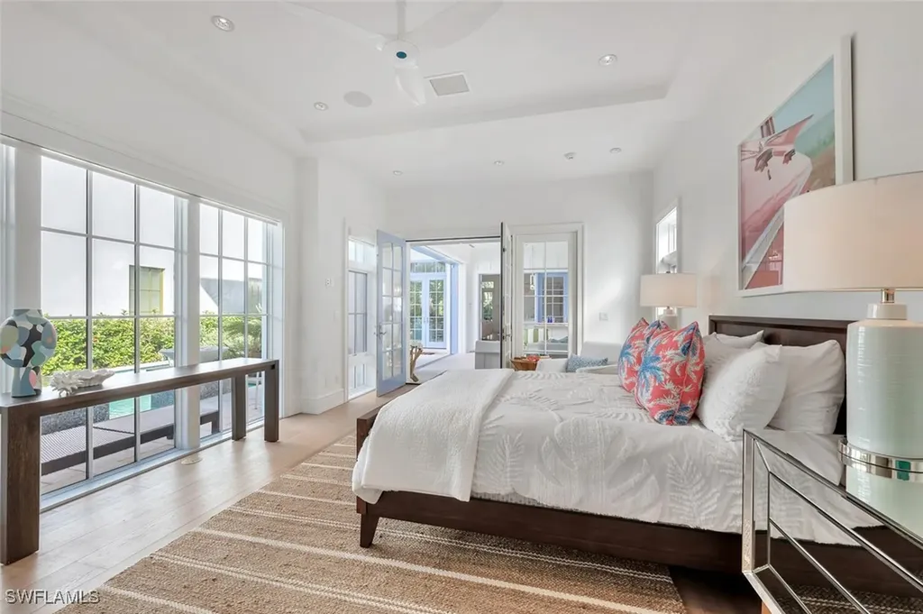 982 9th Avenue S Naples FL 34102