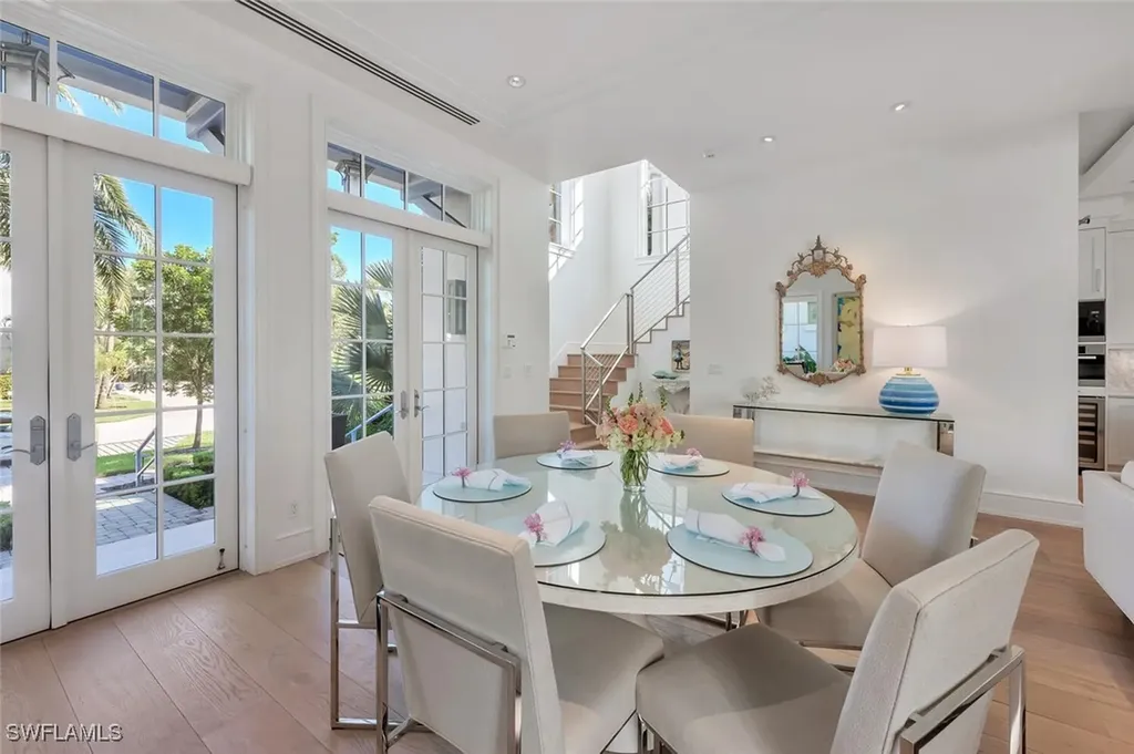 982 9th Avenue S Naples FL 34102