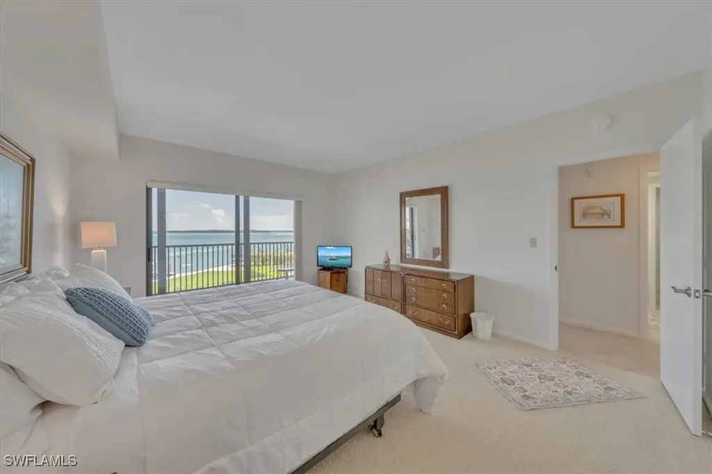 961 Collier Court Marco Island FL 34145