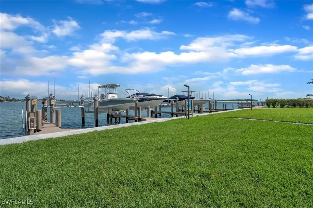 961 Collier Court Marco Island FL 34145
