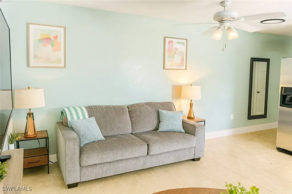 726 Park Avenue Naples FL 34110