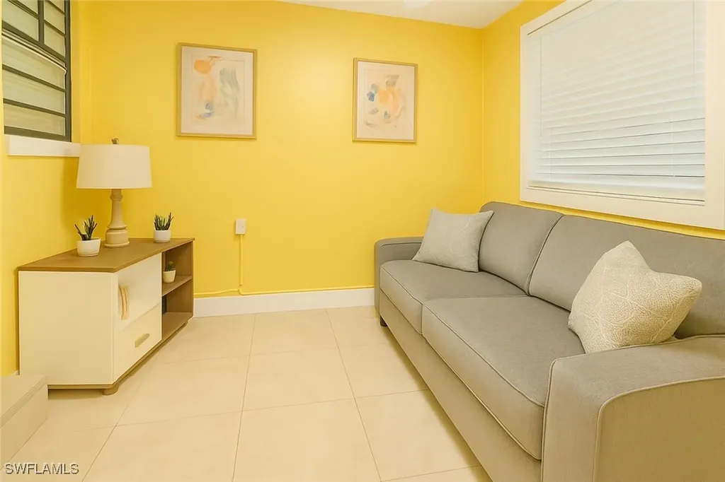 726 Park Avenue Naples FL 34110