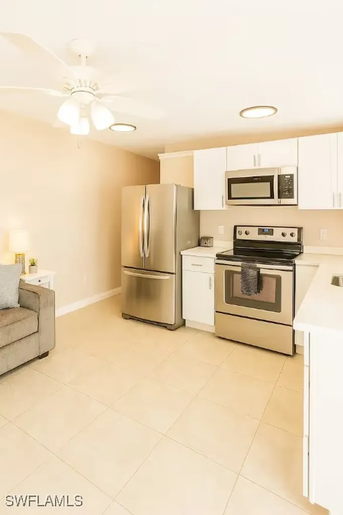 726 Park Avenue Naples FL 34110