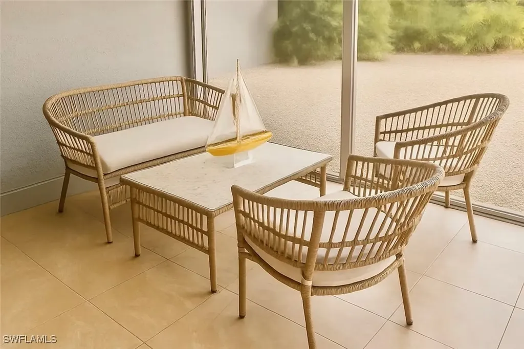 726 Park Avenue Naples FL 34110