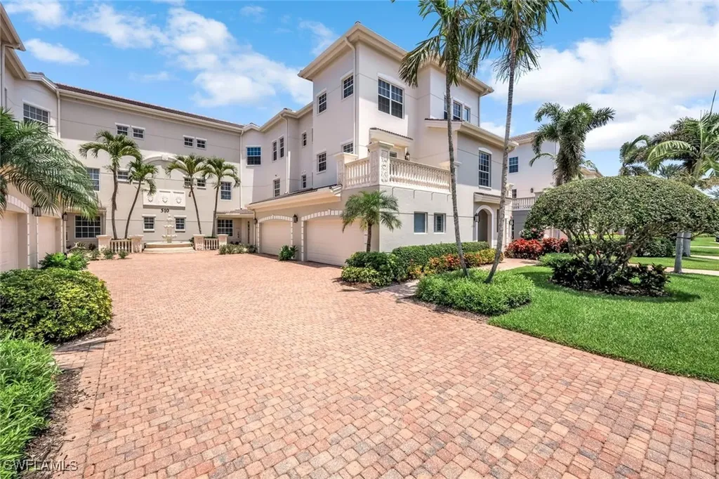 510 Avellino Isle Circle Naples FL 34119