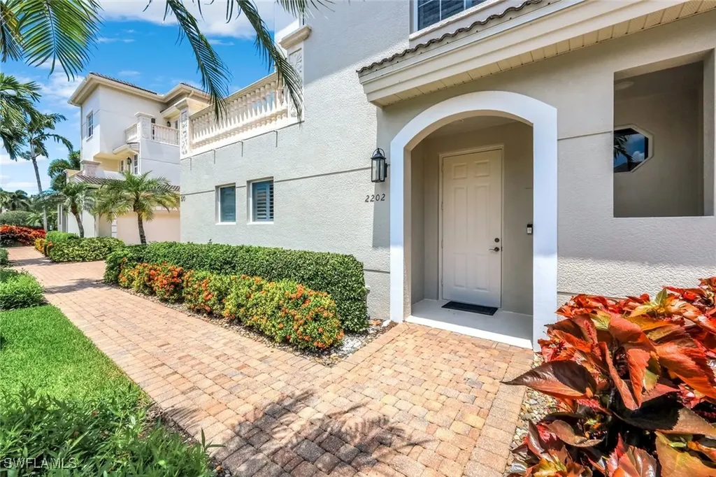 510 Avellino Isle Circle Naples FL 34119
