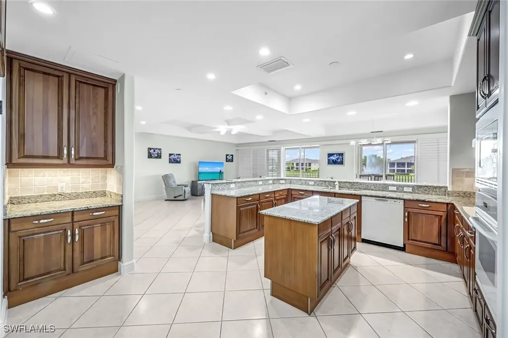 510 Avellino Isle Circle Naples FL 34119