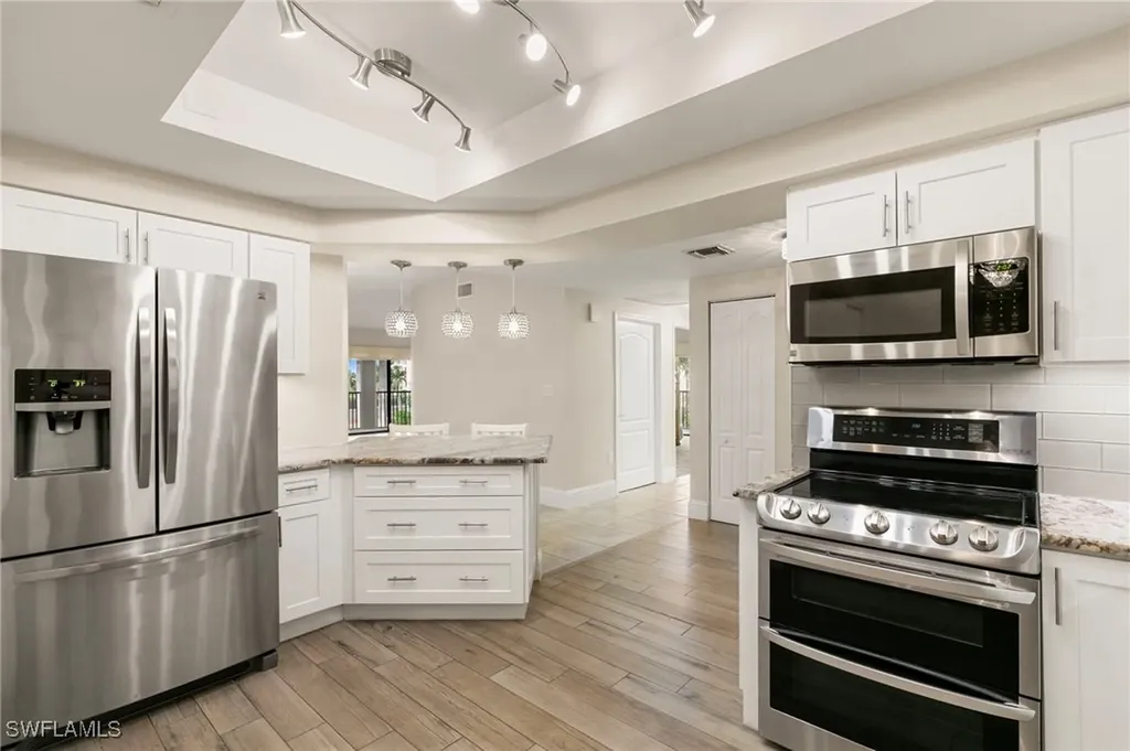 961 Collier Court Marco Island FL 34145