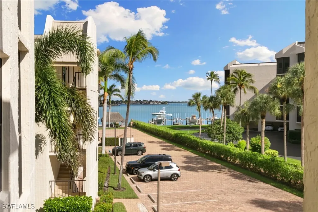 931 Collier Court Marco Island FL 34145