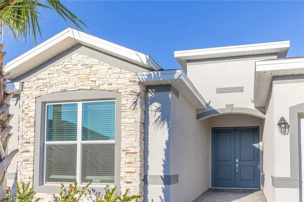 17393 Stonehill Manor Drive North Fort Myers FL 33917