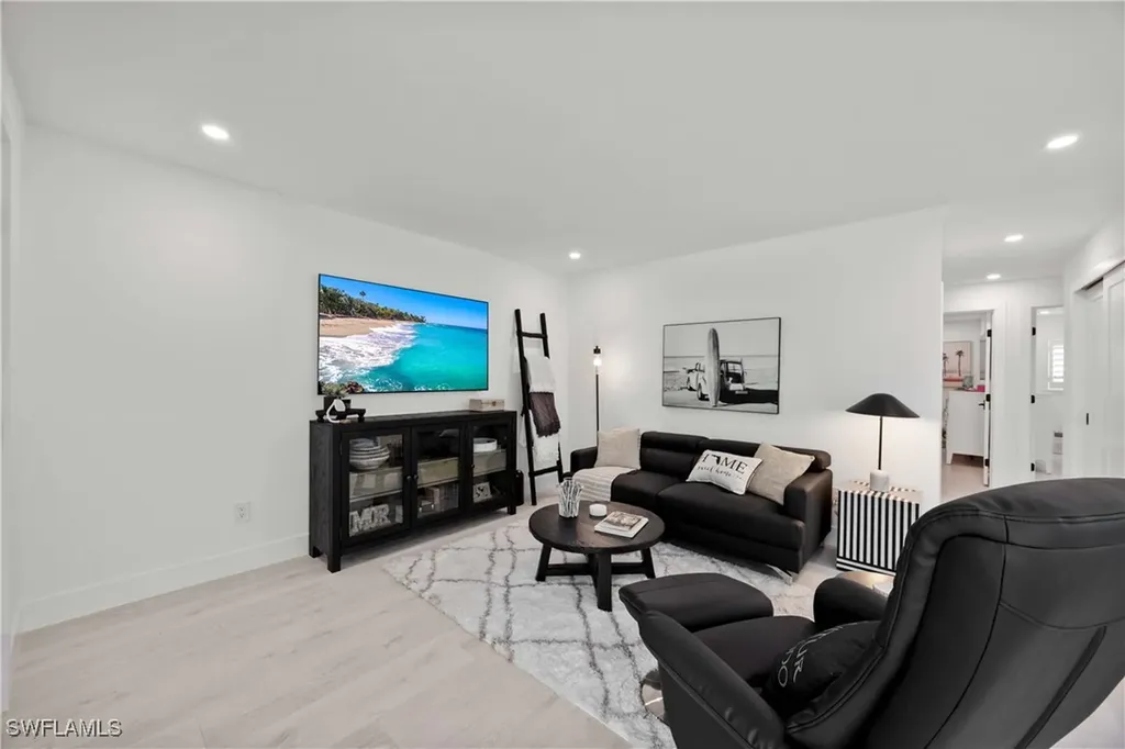 2100 Gulf Shore Boulevard N Naples FL 34102