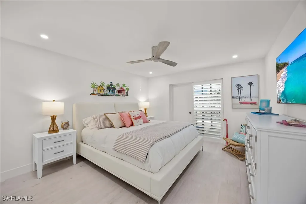 2100 Gulf Shore Boulevard N Naples FL 34102