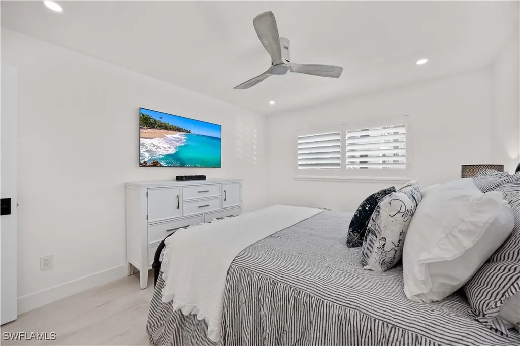 2100 Gulf Shore Boulevard N Naples FL 34102