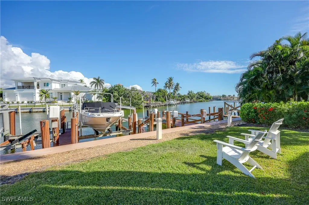 2100 Gulf Shore Boulevard N Naples FL 34102