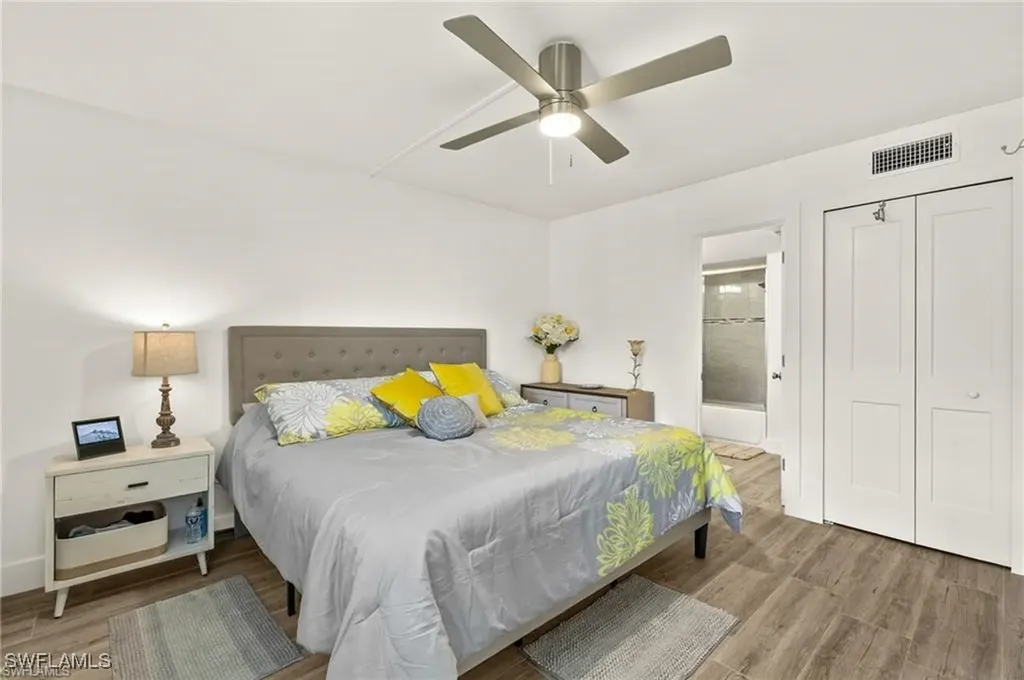 1417 Chesapeake Avenue Naples FL 34102