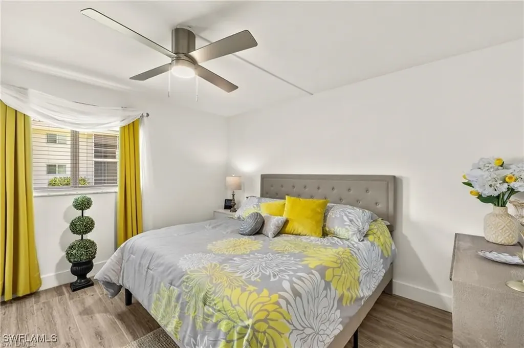 1417 Chesapeake Avenue Naples FL 34102